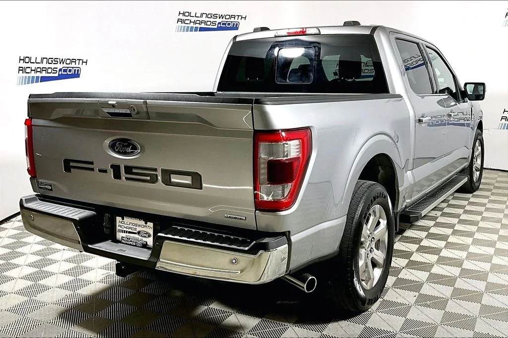 Used 2023 Silver Metallic Ford Lariat image 9