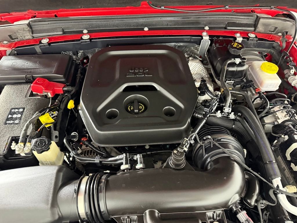 Certified Used 2025 Red Jeep Rubicon image 34