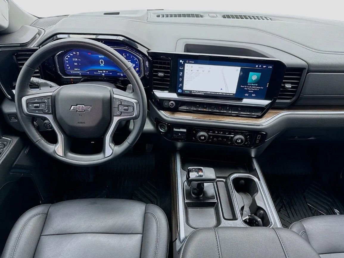 Used 2024 White Chevrolet LT Trail Boss image 9