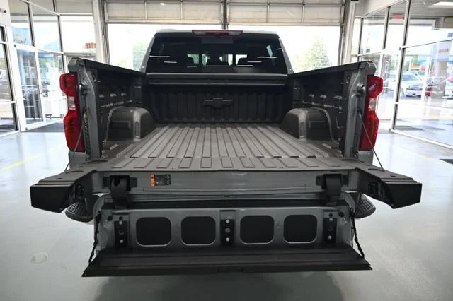 2026 Chevrolet Silverado 1500 LT - Photo 9