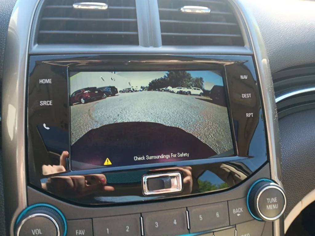 Used 2013 White Diamond Tricoat Chevrolet LTZ image 36
