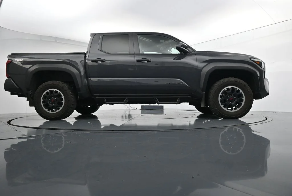 Used 2024  Toyota TRD Off-Road image 23