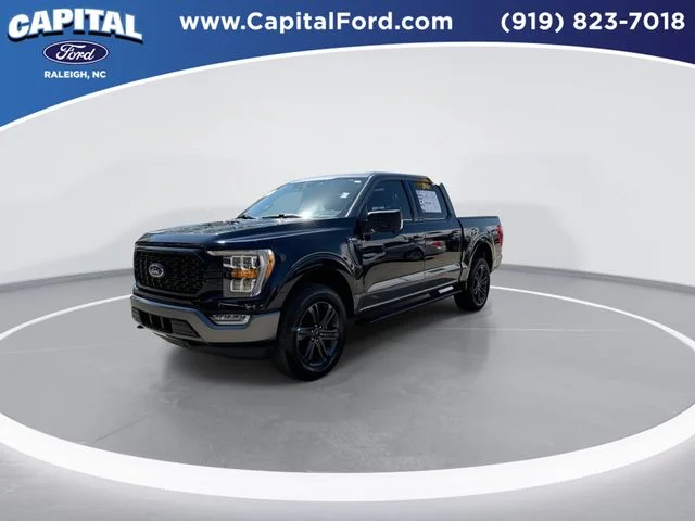 Used 2023  Ford XLT image 4
