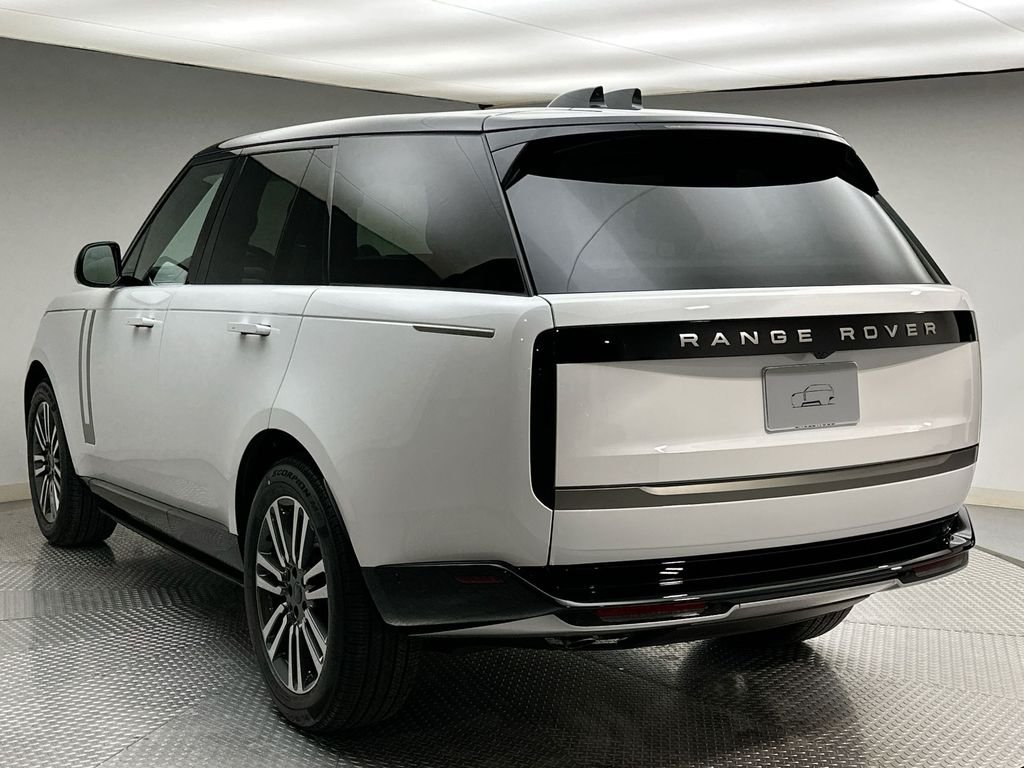 New 2026 Fuji White Land Rover SE image 11