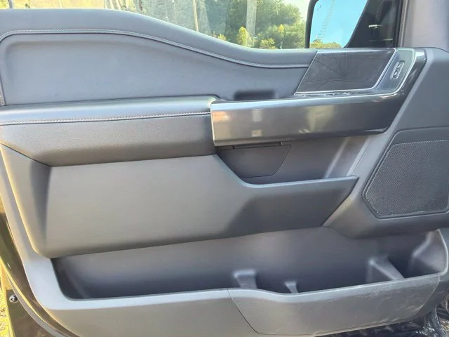 Used 2021 Black Ford XLT image 22