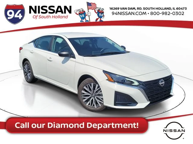 Used 2026 White Nissan 2.5 SV image 1