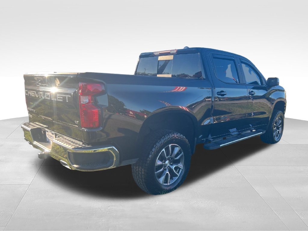 Used 2020 Black Chevrolet LT image 5