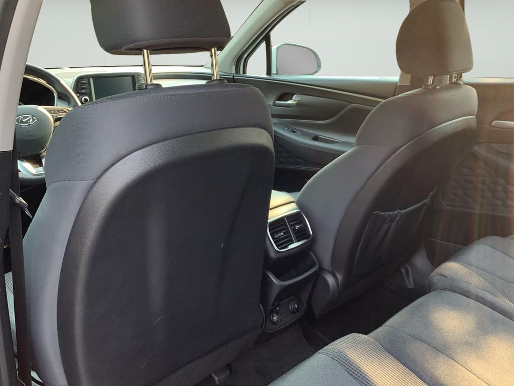 2020 Hyundai Santa Fe SE - Photo 21