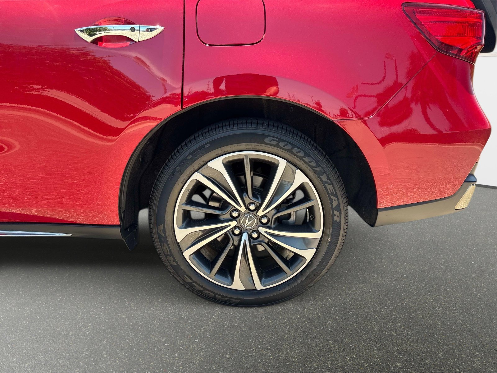 Used 2020 Performance Red Pearl Acura w/Technology Pkg image 10
