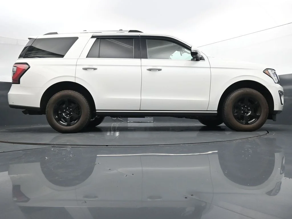 Used 2021 White Ford Limited image 36