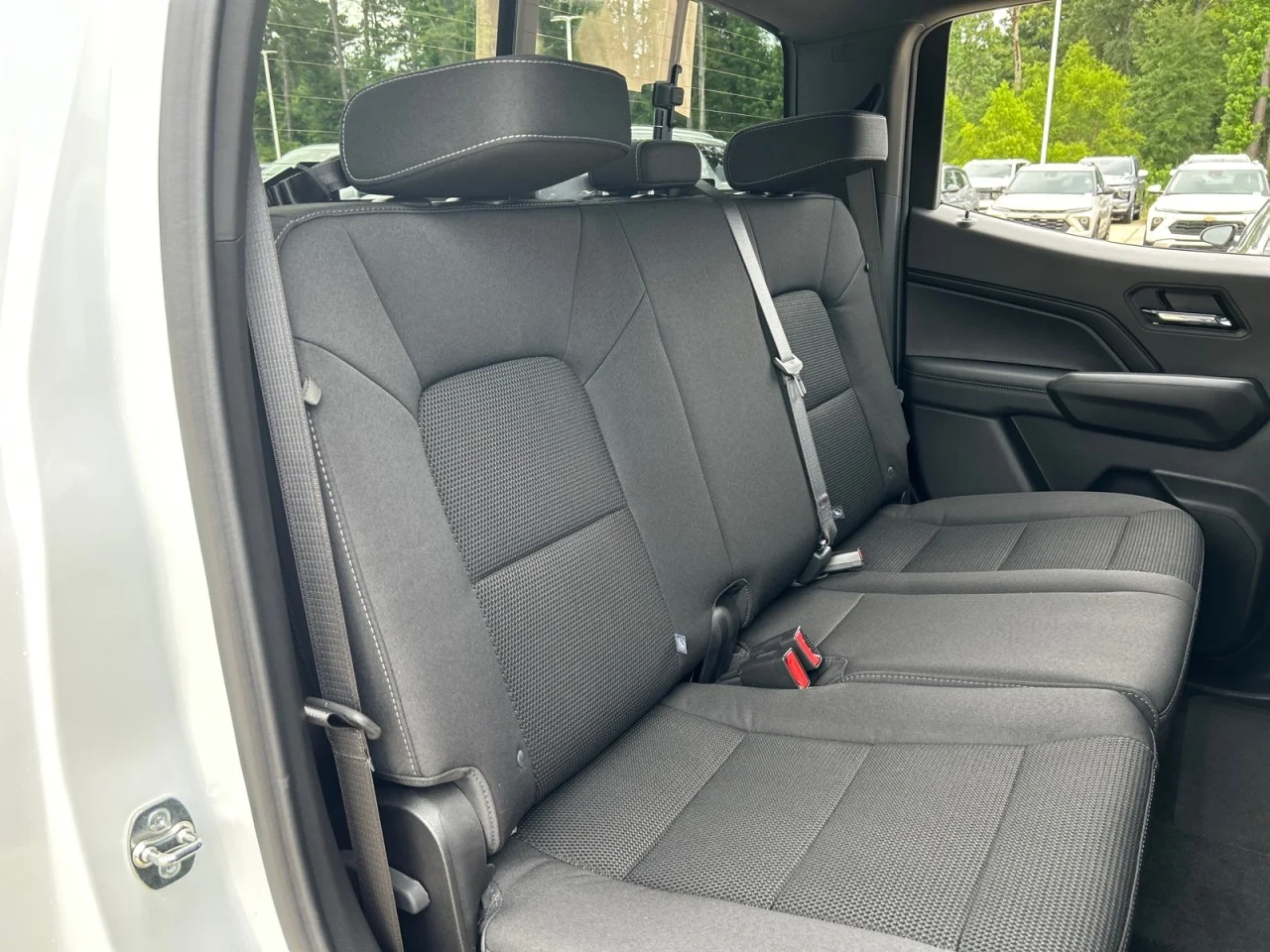 New 2026 Summit White GMC Elevation image 18