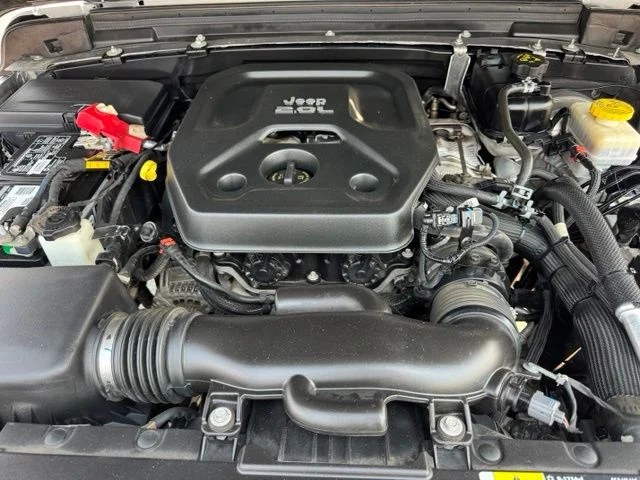 Used 2020 Silver Jeep Unlimited Sport S image 27