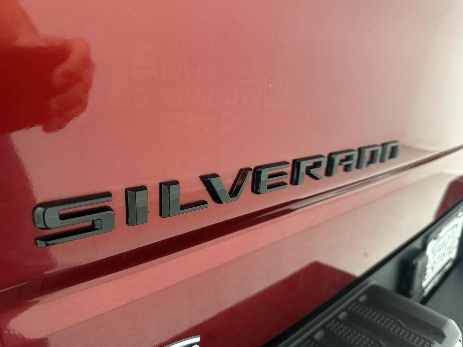 Used 2023 RADIANT RED TINTCOAT Chevrolet LT image 29