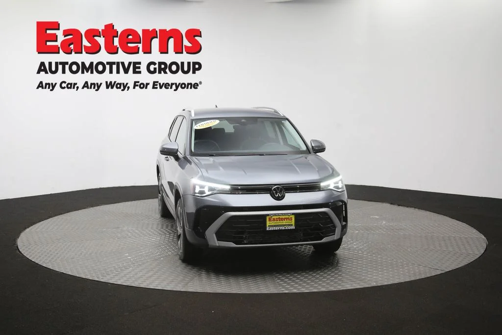 Used 2025 Gray Volkswagen 1.5T SE image 49