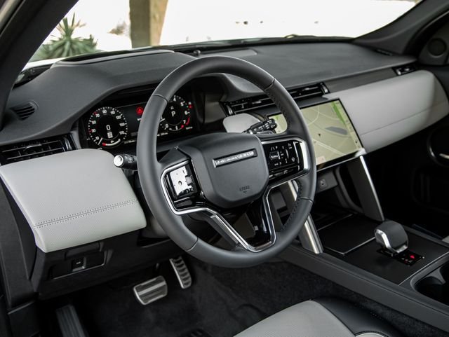New 2024 Silicon Silver Land Rover SE image 16