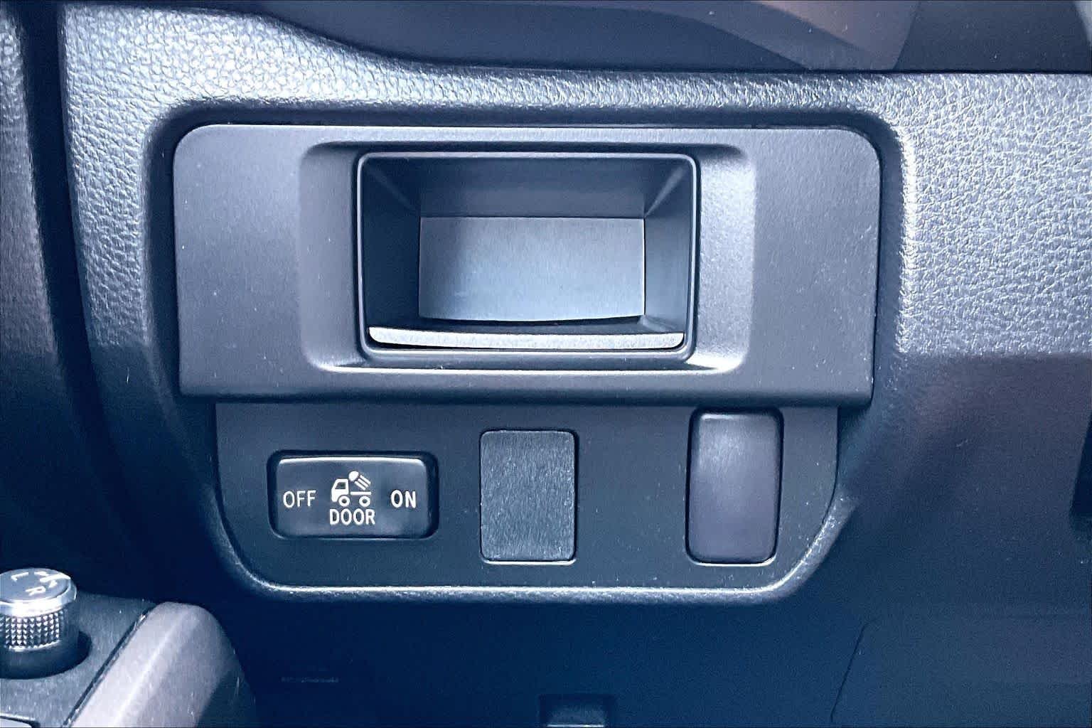 Used 2017 Black Toyota SR5 image 33