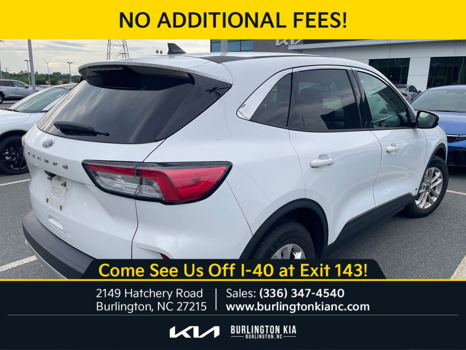 Used 2021 Oxford White Ford SE image 2
