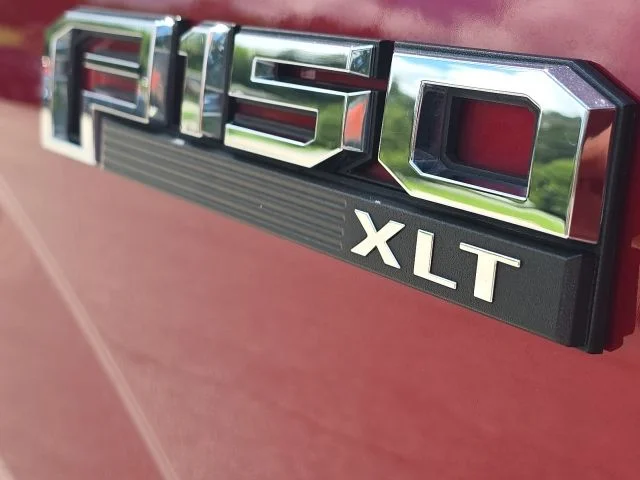Used 2018 Red Ford XLT image 9