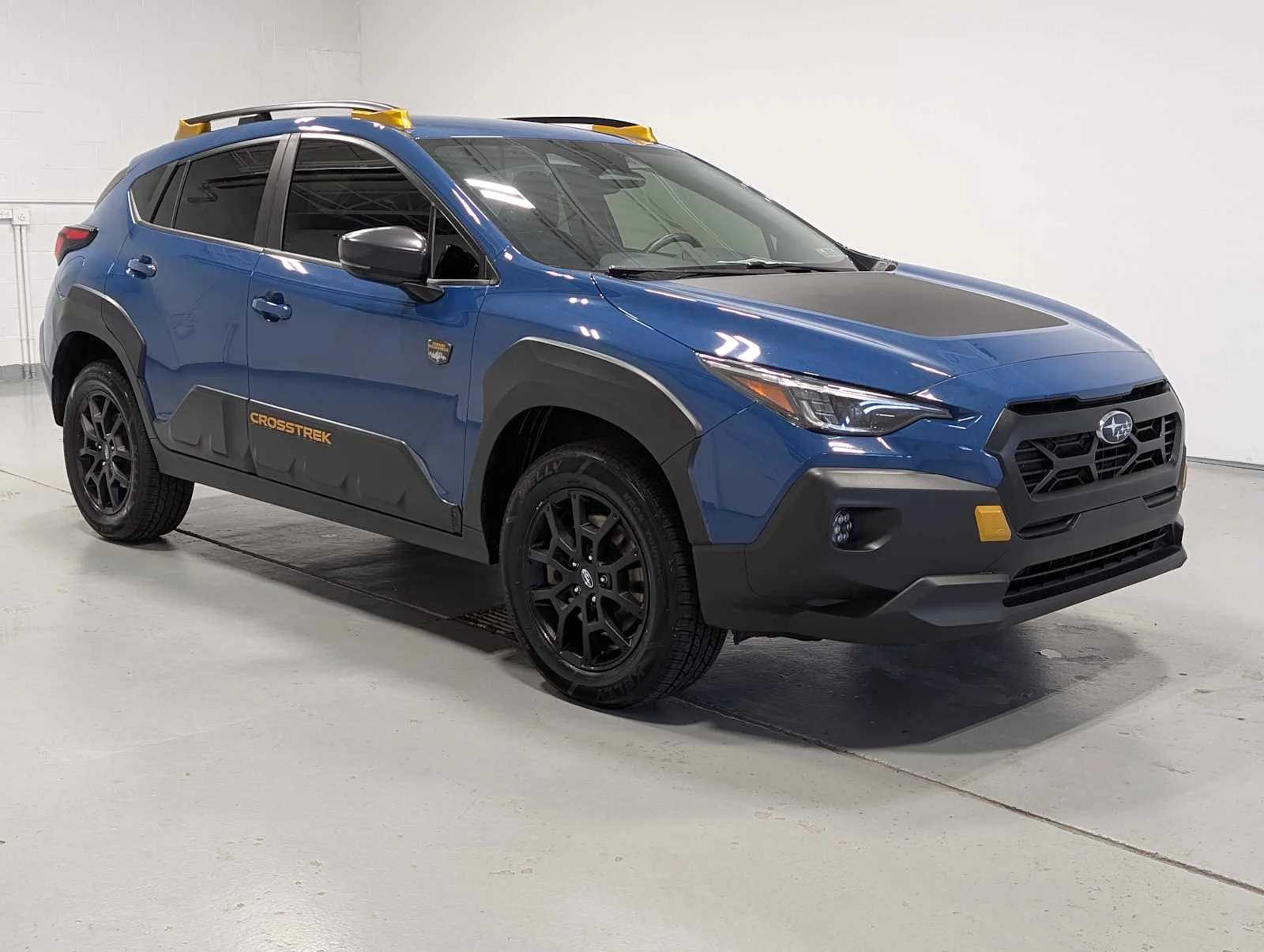 Used 2024 Geyser Blue Pearl Subaru Wilderness image 6