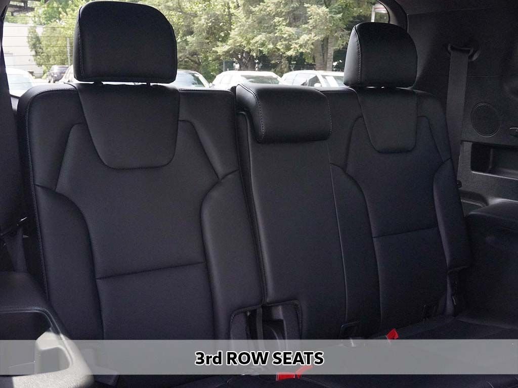 Used 2024 Red Kia SX-Prestige X-Line image 13