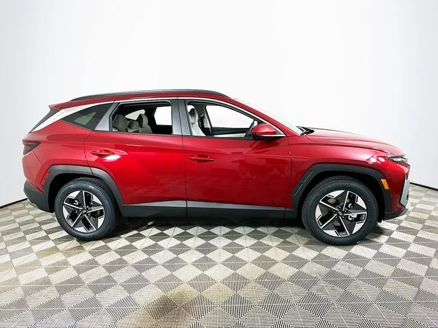 New 2026 Hyundai TUCSON SEL