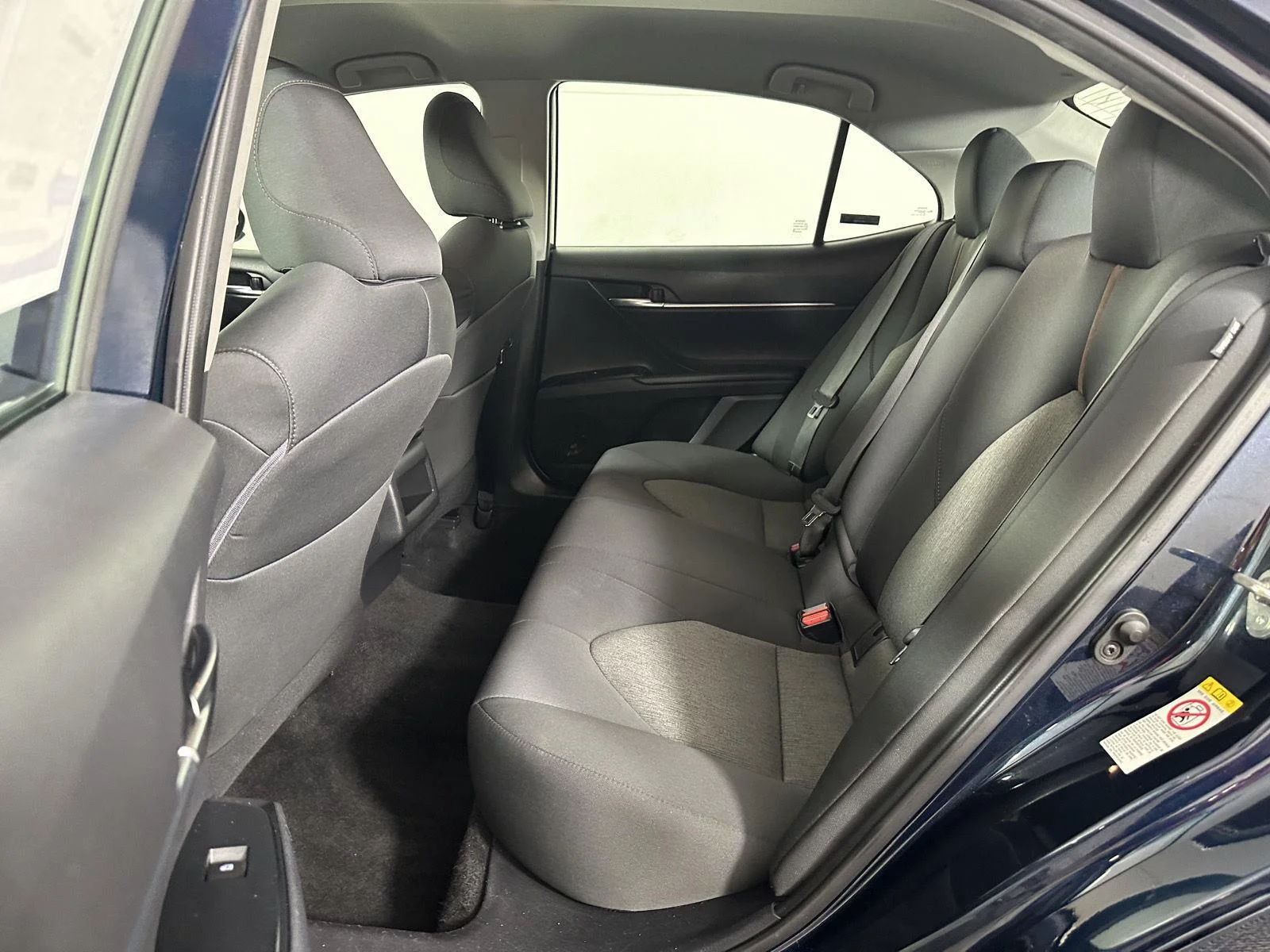 Used 2019 Galactic Aqua Mica Toyota LE image 27