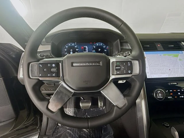 2026 Land Rover Discovery Dynamic SE - Photo 12