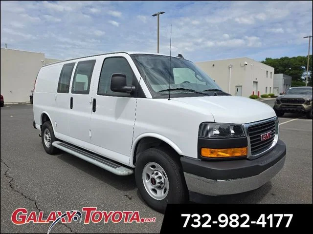 2024 GMC Savana 2500's photo