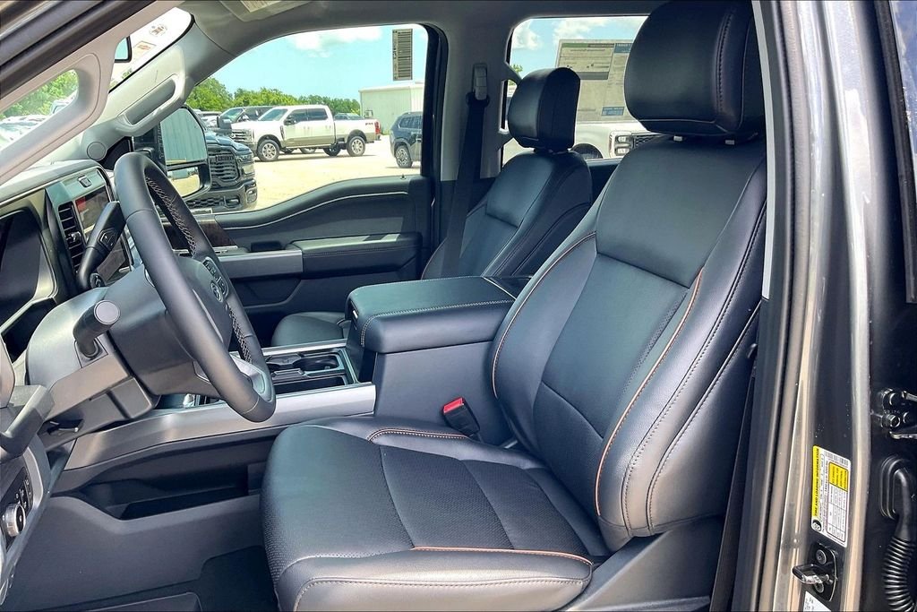 New 2026 Ford Super Duty F-250 Lariat 4D Crew Cab