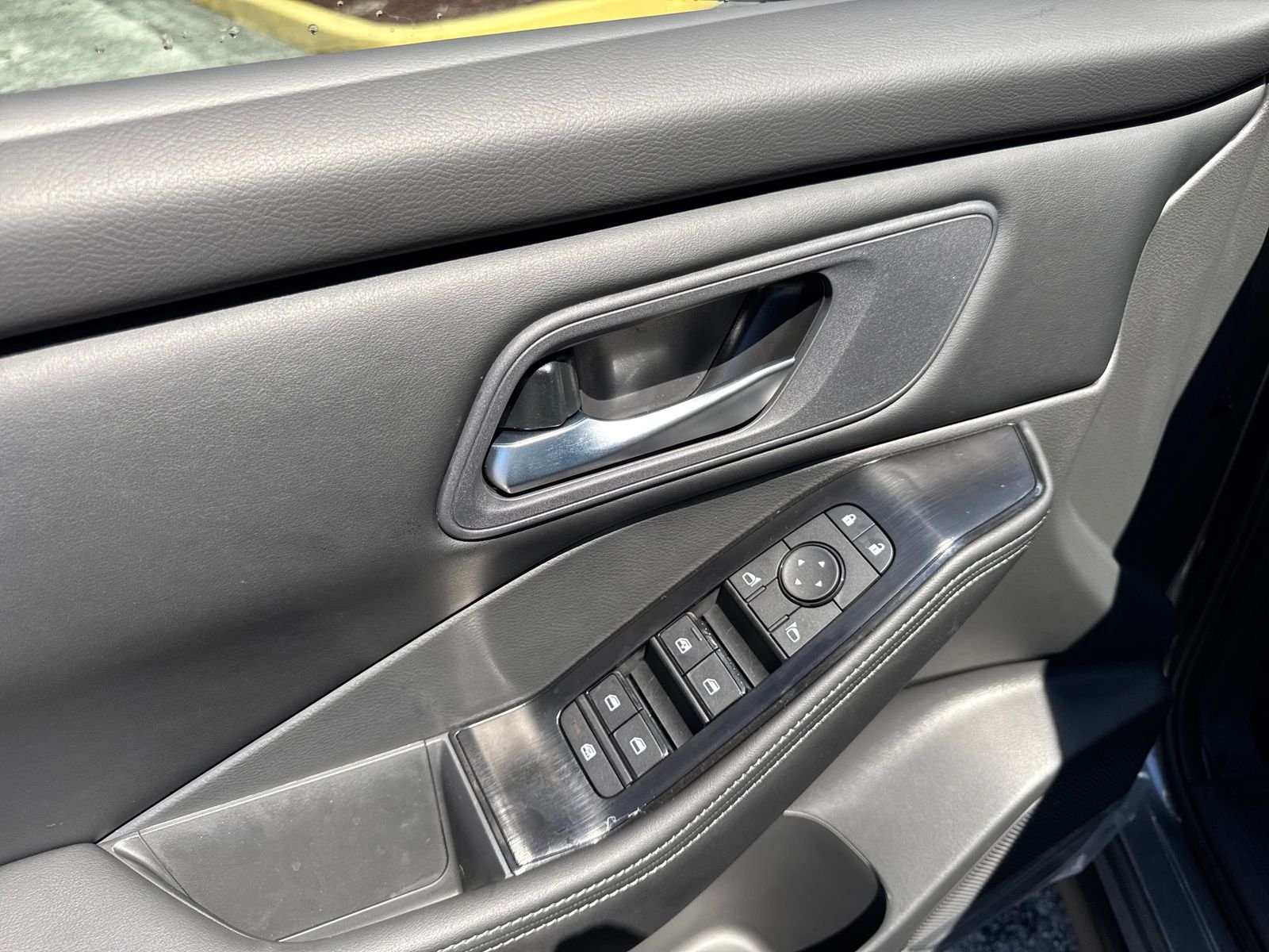 New 2026 Nissan Rogue SV 4D Sport Utility