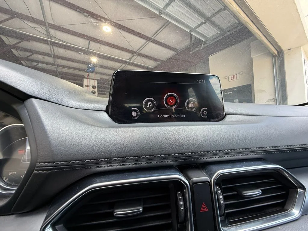 Used 2020 White Mazda Touring image 21