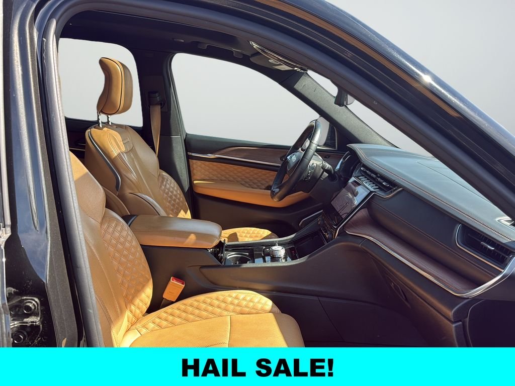 Used 2022 Gray Jeep Summit image 15