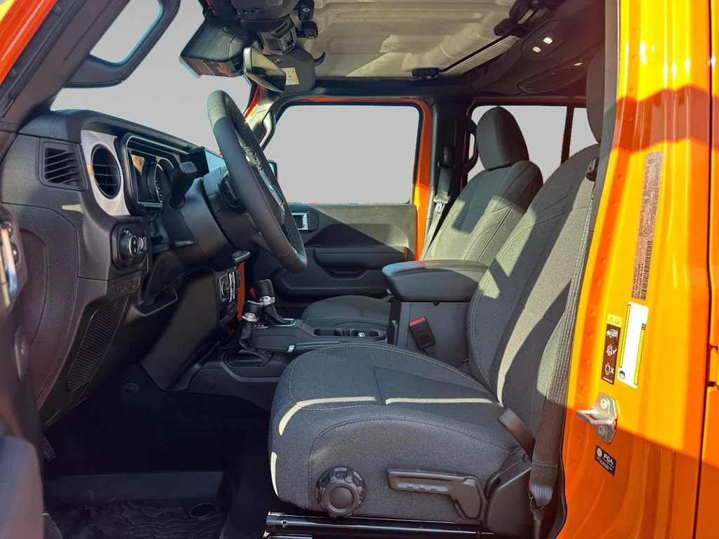 2025 Jeep Gladiator Sport S - Photo 11