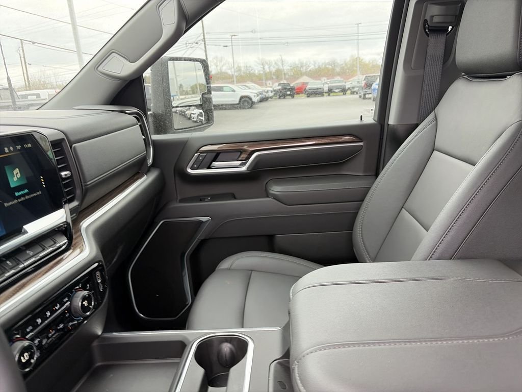 2026 Chevrolet Silverado 2500HD LT - Photo 11