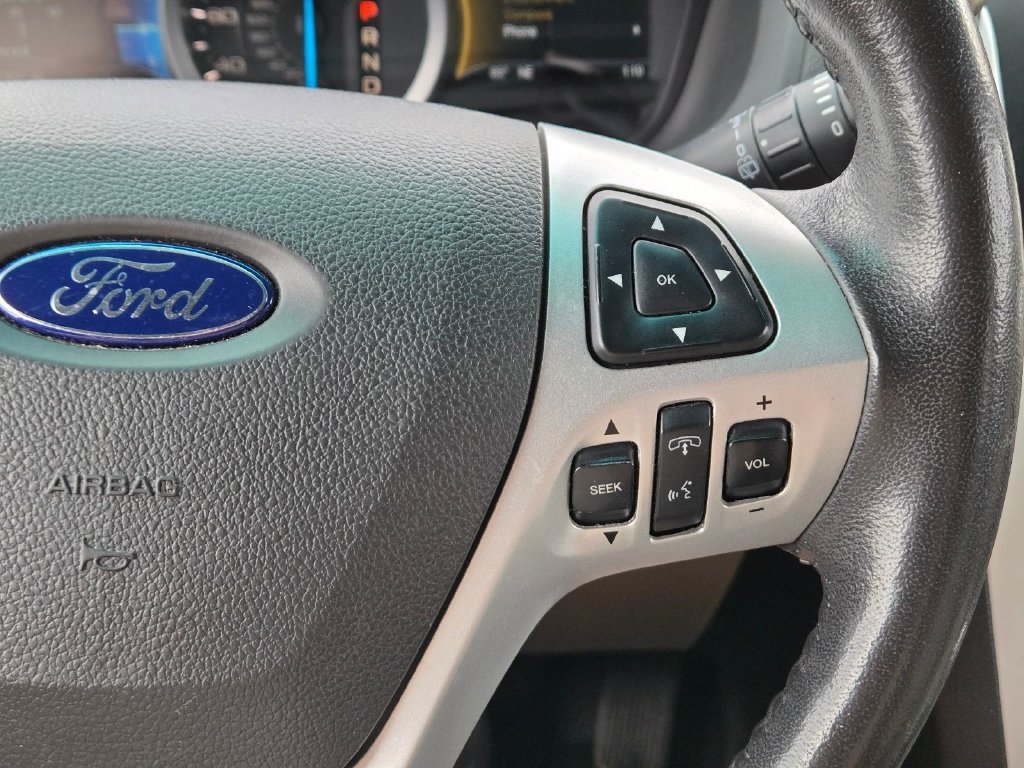 Used 2015 White Ford XLT image 23