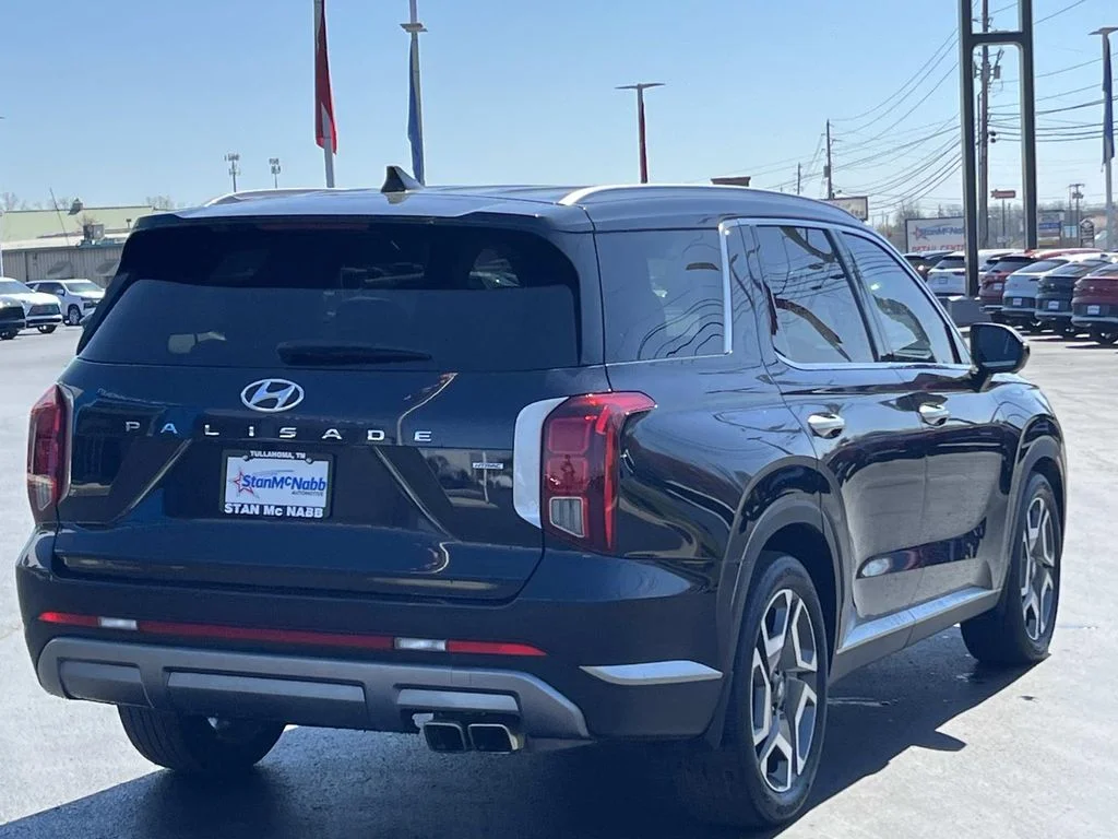 Used 2023 Blue Hyundai SEL image 7