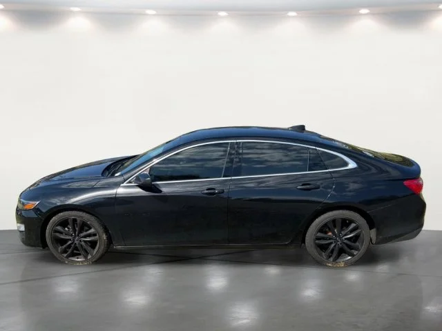 Used 2021 Black Chevrolet LT image 13