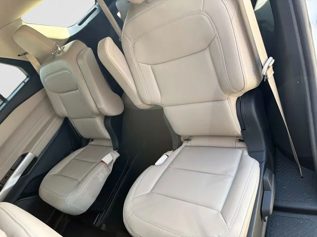Used 2024 White Ford XLT image 17
