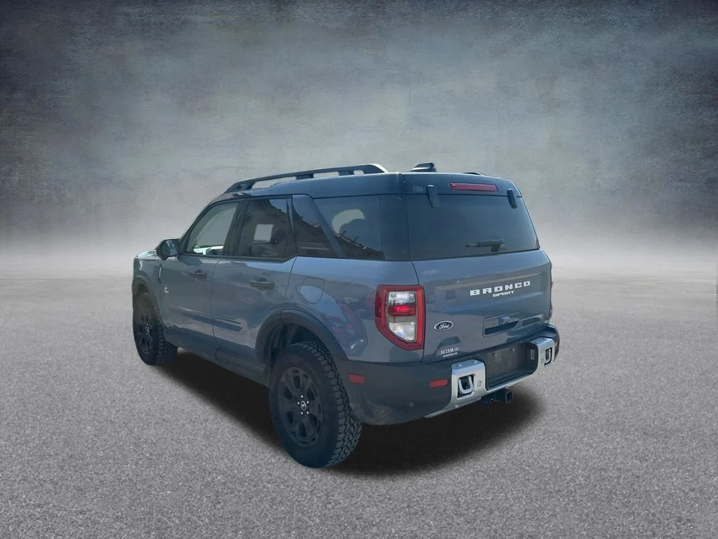 Used 2025 Gray Ford Outer Banks image 34