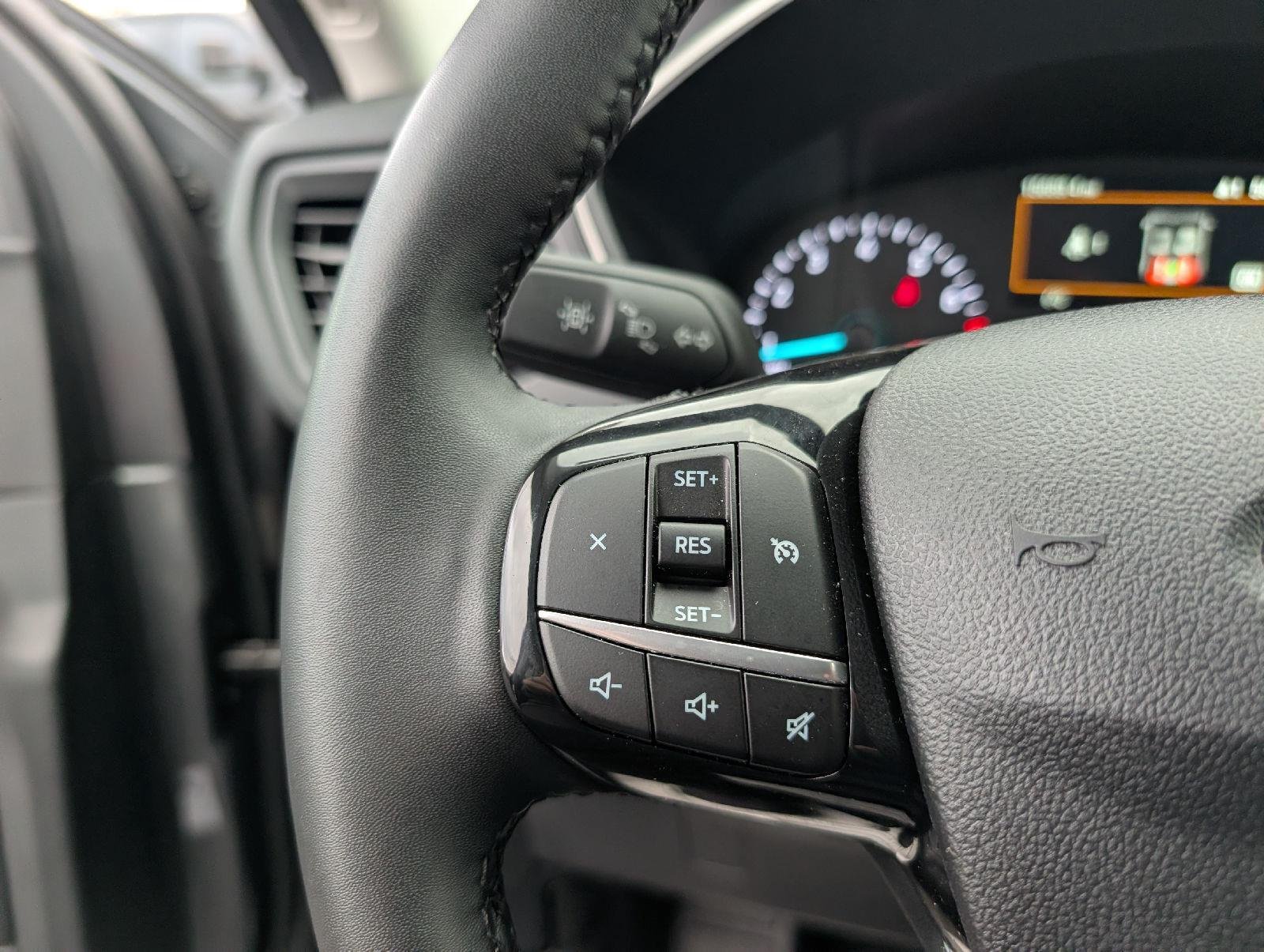 Used 2022 Carbonized Gray Ford SE image 12