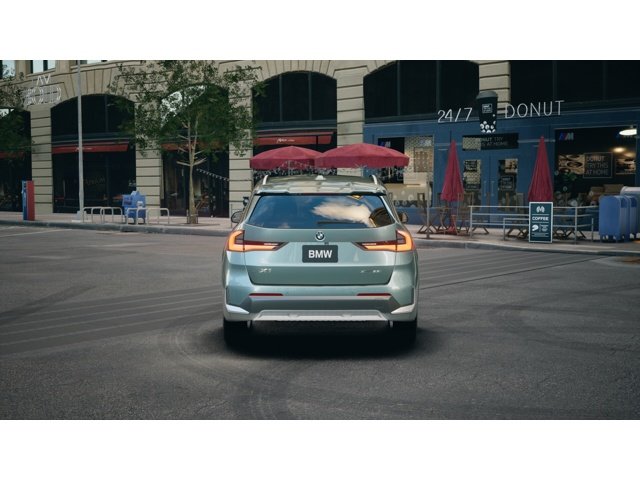 New 2026 Cape York Green Metallic BMW  image 5