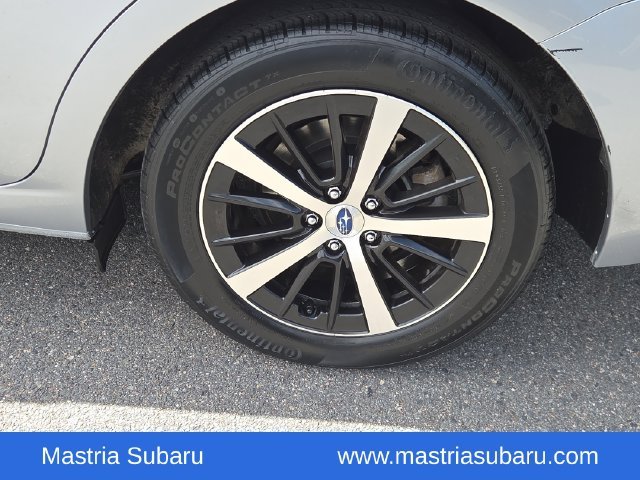 Used 2021 Ice Silver Metallic Subaru Premium image 23