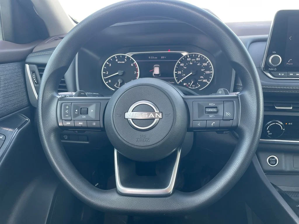 Used 2023 White Nissan S image 14