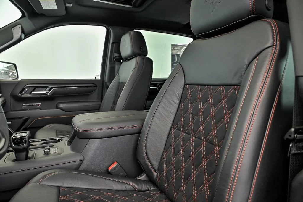 2026 GMC Sierra 1500 AT4 - Photo 10