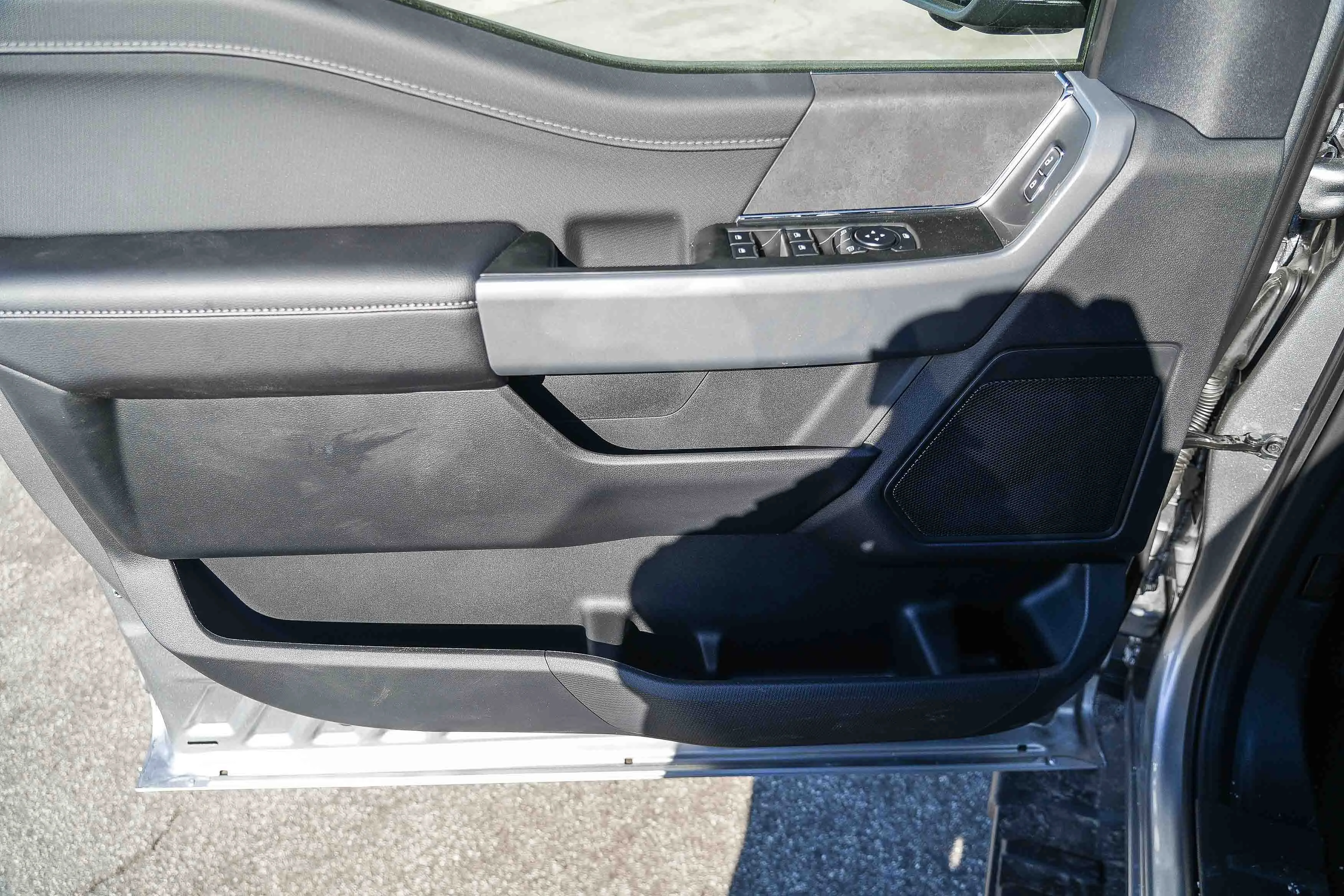 New 2026 Antimatter Blue Metallic Ford XLT image 23