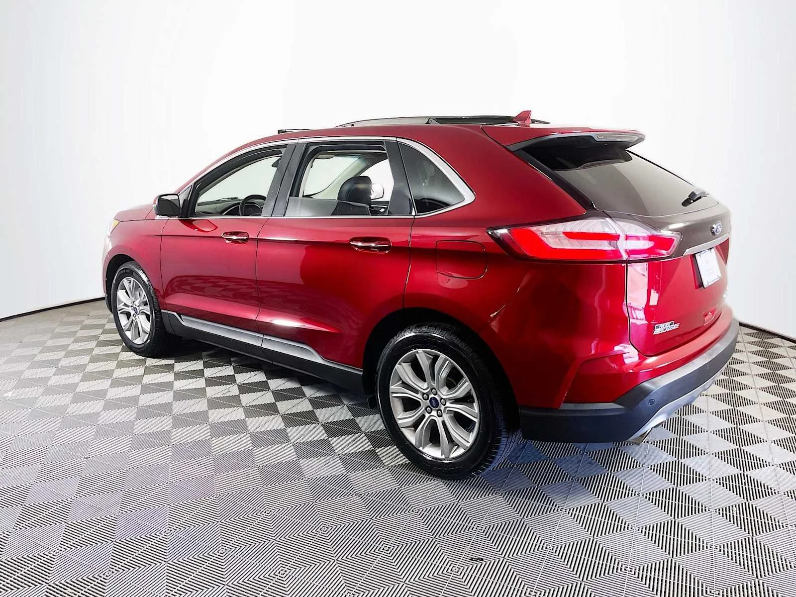 Used 2019 Ruby Red Metallic Tinted Clearcoat Ford Titanium image 6