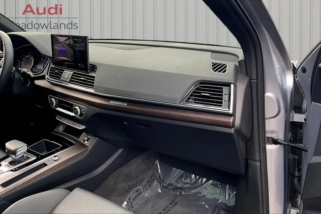 Used 2023 Silver Audi 45 S line Premium image 26