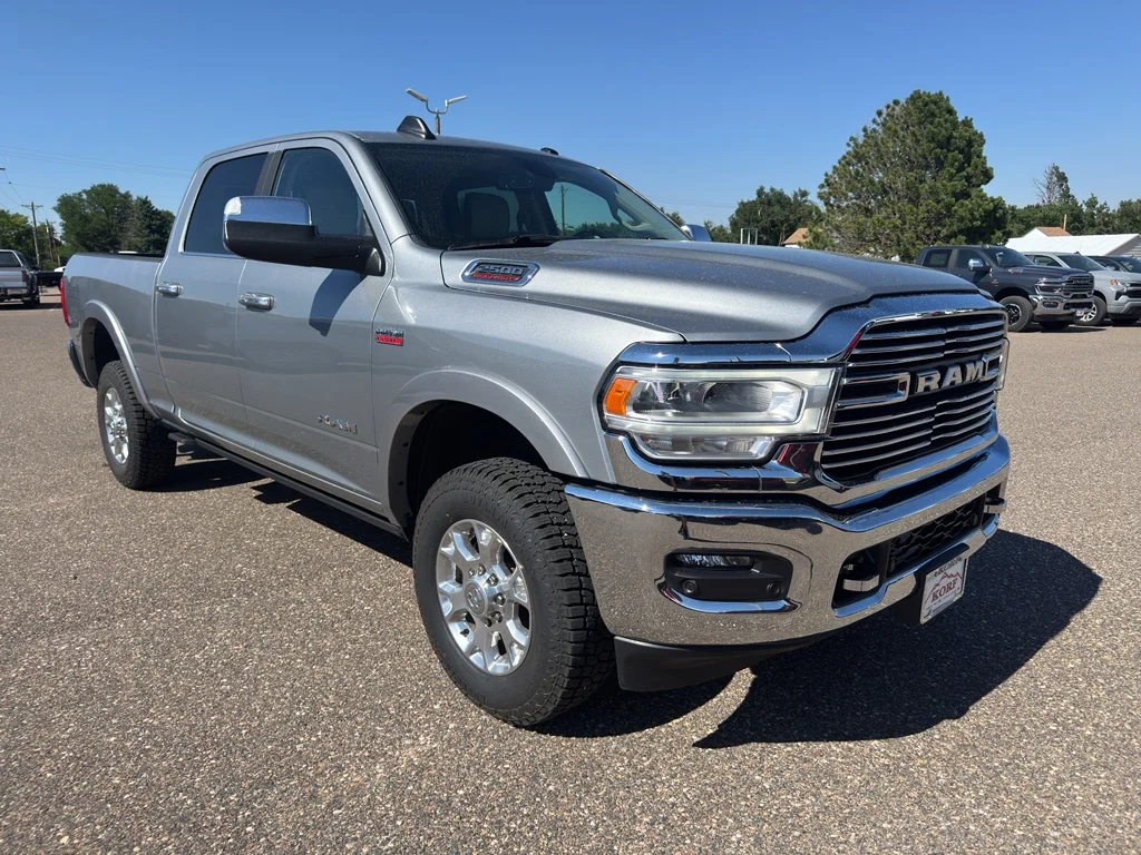 Used 2022 Billet Silver Metallic Clearcoat Ram Laramie image 4