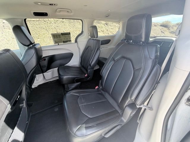 2024 Chrysler Pacifica Touring L - Photo 26