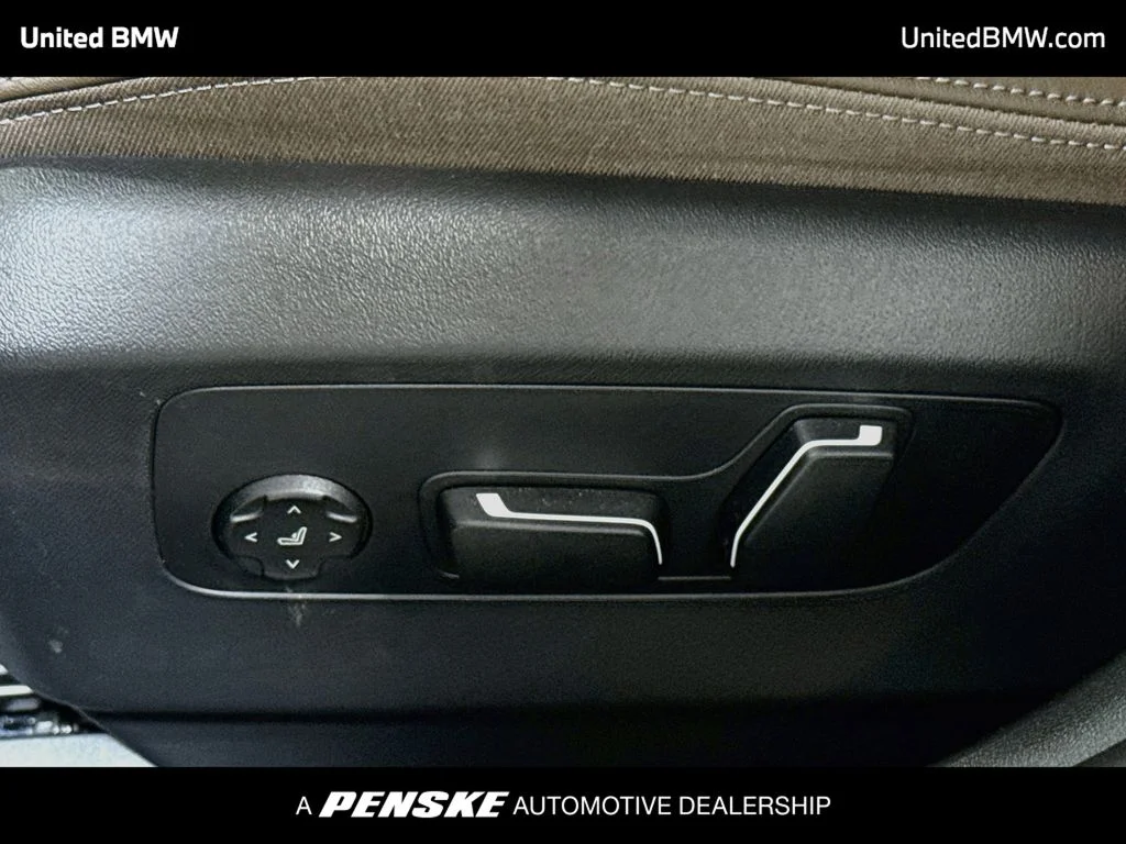 Certified Used 2026 Blue Metallic BMW 540i xDrive image 4